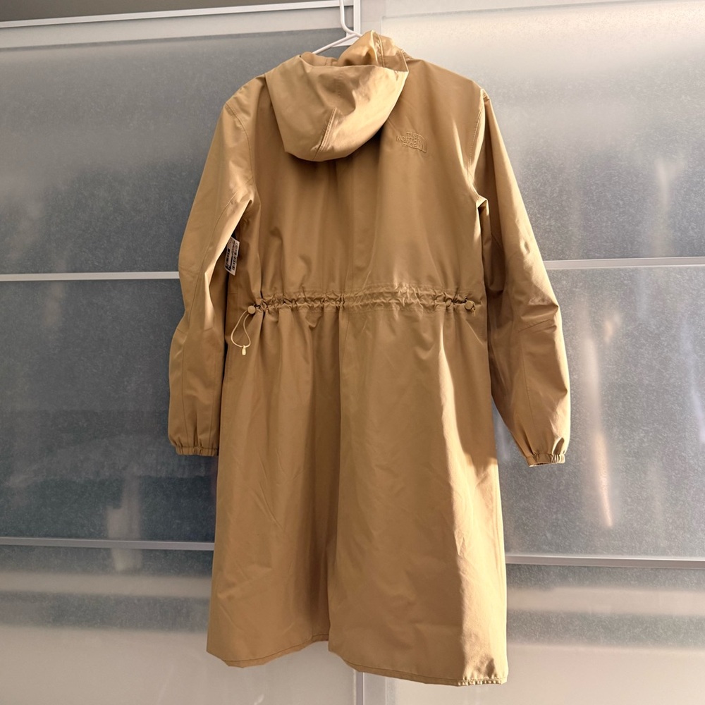 The North Face Women’s Daybreak Rain Parka | Size M - Picture 13 of 16